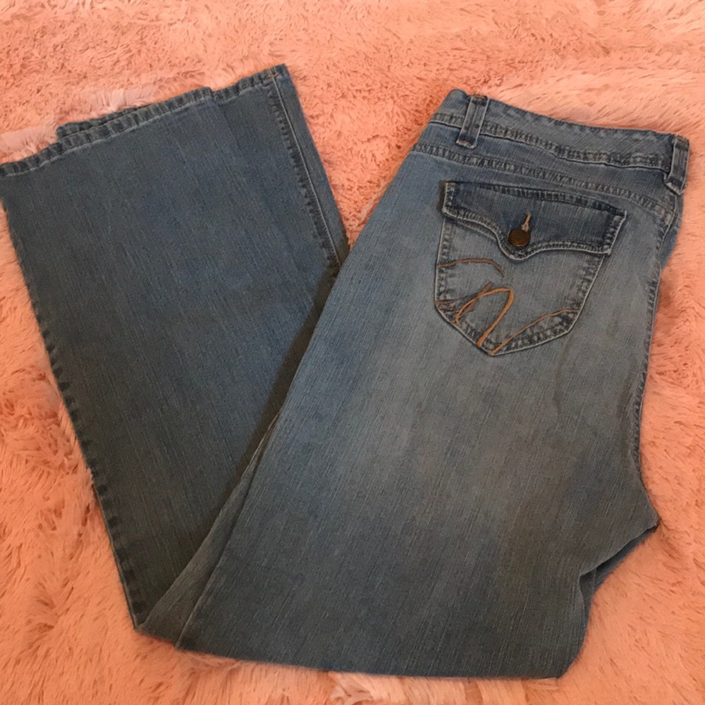 EUC - Isadora bootcut size 14 women’s jeans.